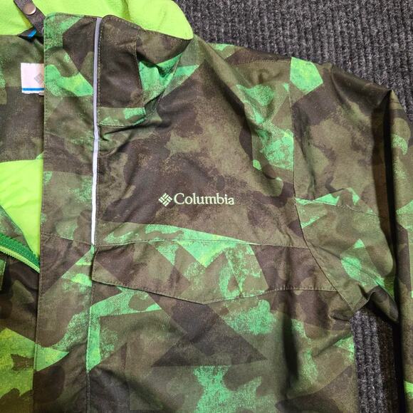 Columbia green camo jacket. fits like mens small - Picture 4 of 5